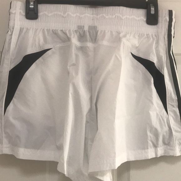 Adidas Athletic/Athleisure Multi-Sport Shorts NWT! - Picture 6 of 8